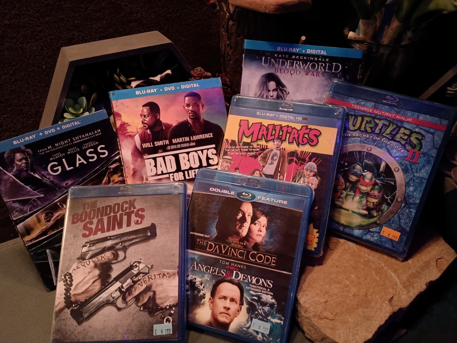 Lot of 8 NEW Blue-ray Movies including one double feature. Title§ in description - Image 1