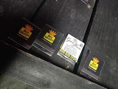 11 Vtg South Dakota Matchbooks UNSTRUCK Lot - Heritage Inn, Best Western, SD... - Thumbnail 5