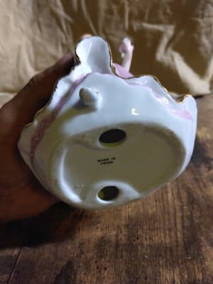 Porcelian Victorian Lady Figurine Pink Dress Gold Trim 8” H, Beautiful Gift! - Thumbnail 5