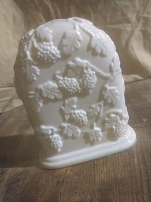 Ingraham Quartz Porcelain Clock - Thumbnail 2