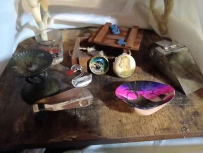 Lot Of 9 Random Somethings - Image 1