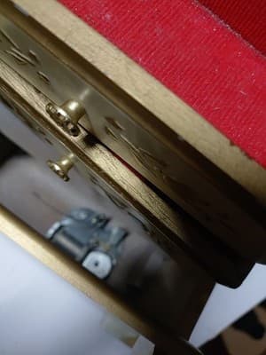 Vintage Gold‑Trimmed 2‑Drawer Jewelry Box with Wood‑Burned Floral Design – Cream - Thumbnail 5