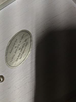 Vintage Gold‑Trimmed 2‑Drawer Jewelry Box with Wood‑Burned Floral Design – Cream - Thumbnail 8