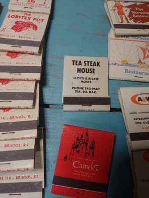 Lot of 53 Vintage Advertising Matchbooks - Unstruck - Restaurant & Supper Club - Thumbnail 10
