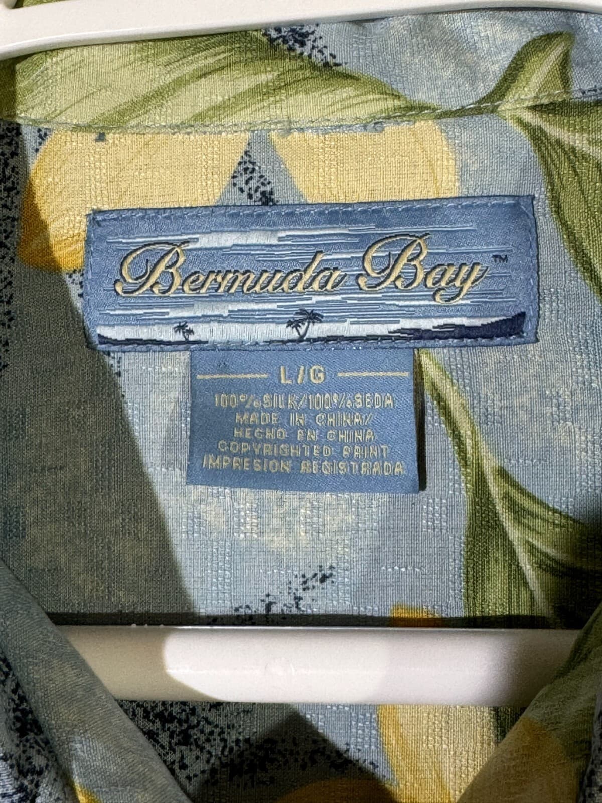 Bermuda Bay Shirt Men’s L Blue Floral 100% Silk Hawaiian Button-Up M183 - Thumbnail 9