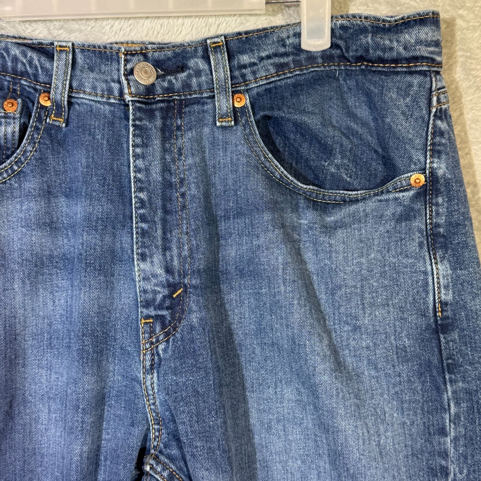 Levis 505 Jeans Men 34x30 Regular Fit Mid Rise Straight Leg Blue Denim Classic - Thumbnail 4