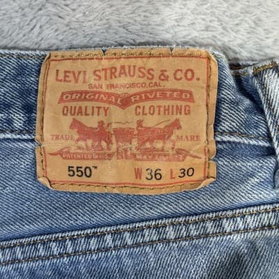 Vintage Levis 550 Jeans Mens 36x28 (36x30) Blue Relaxed Tapered Light Wash Denim - Thumbnail 7
