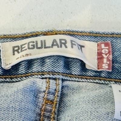 Vintage Levis 505 Jeans Mens 38x29 Light Wash Blue Straight Leg Zip Fly Denim - Thumbnail 8