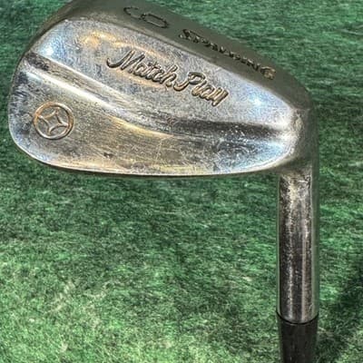 Vintage Spalding Match Play 9 Iron Mens RH Blade Steel Shaft Golf Club - Image 1