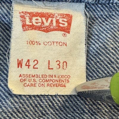 Vintage Levis 505 Jeans Mens 42x30 Blue Denim Relaxed Fit Medium Wash 90s - Thumbnail 5