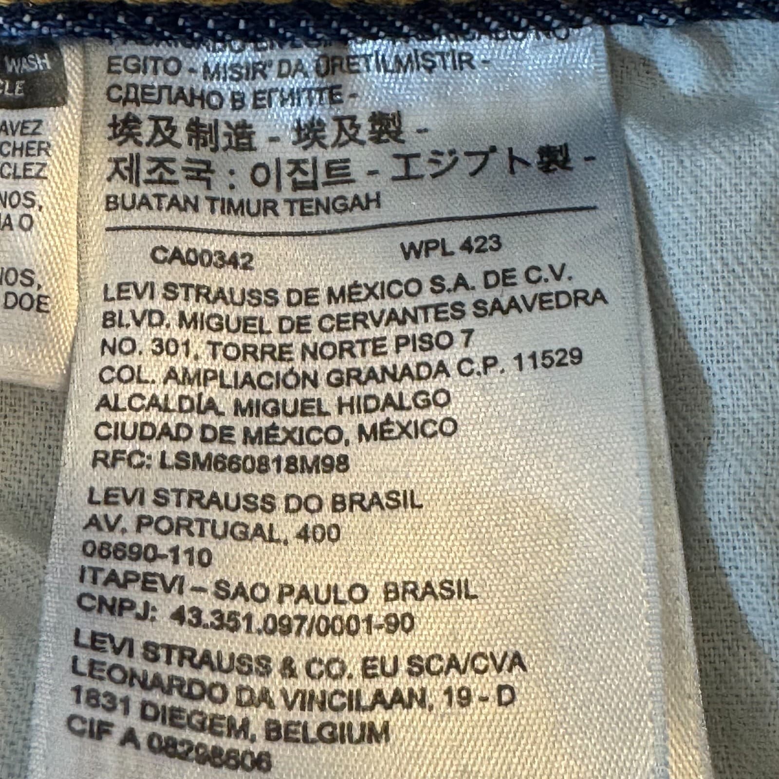 Levi’s 501 Men’s Jeans 34x30 Blue Denim Button Fly Straight Leg Classic - Thumbnail 11