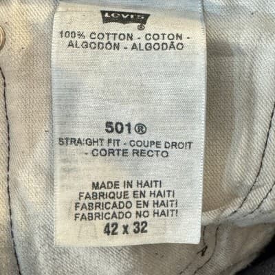 Levis 501 Jeans Mens 42x32 Blue Straight Leg Button Fly Denim Distressed Classic - Thumbnail 4