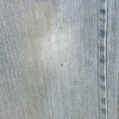 Vintage Levis 505 Jeans Mens 34x32 Blue Light Wash Straight Denim Regular Fit - Thumbnail 2