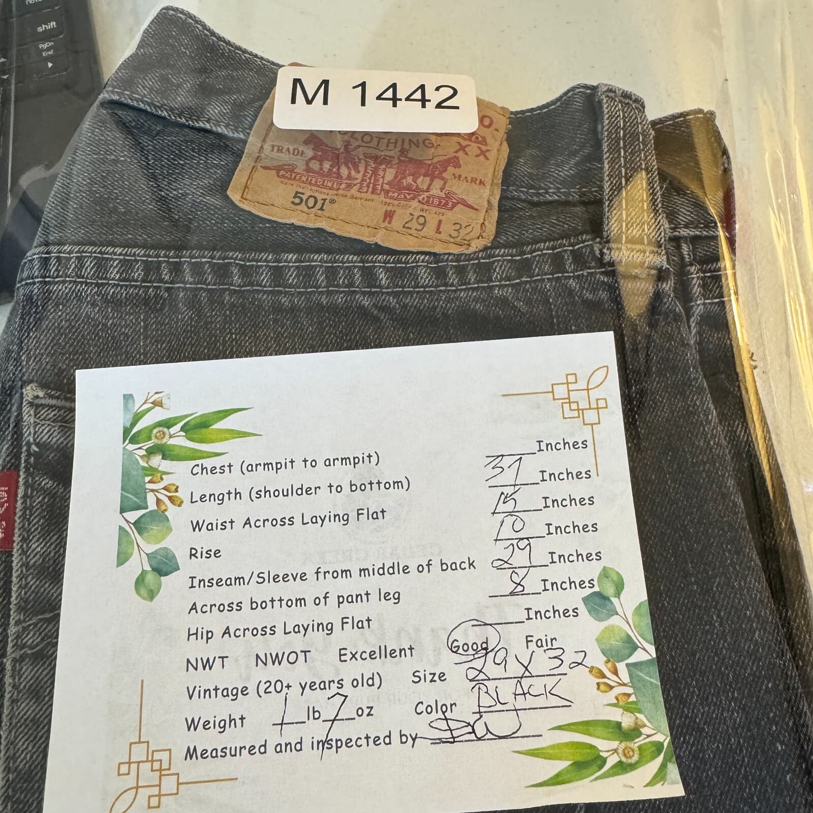 Levi’s 501 Men’s Jeans 29x32 Black Denim Button Fly Straight Leg - Thumbnail 9