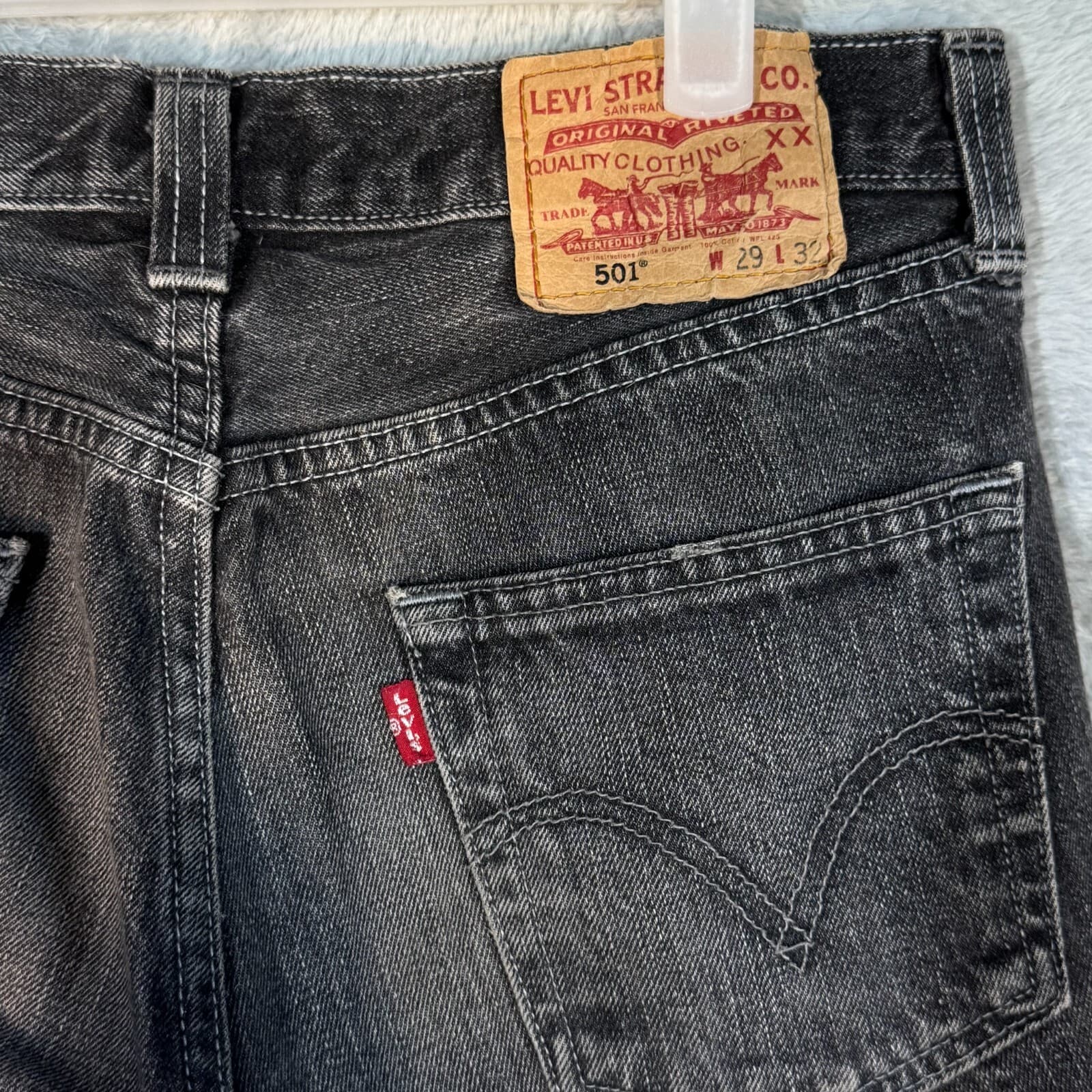 Levi’s 501 Men’s Jeans 29x32 Black Denim Button Fly Straight Leg - Thumbnail 7