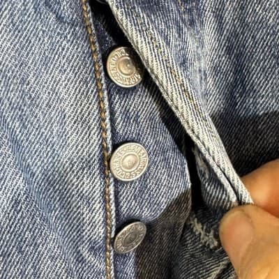 Levis 501 Jeans Mens 33x30 Blue Medium Wash Button Fly Straight Leg Denim - Thumbnail 4