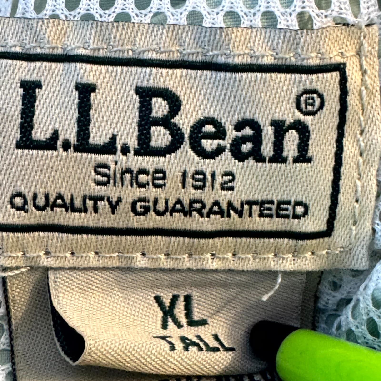 L.L.Bean Men’s Shirt XL Green Nylon Mesh Lined Long Sleeve Button-Down - Thumbnail 12