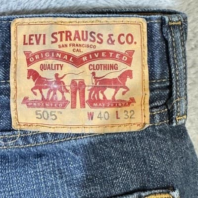Levis 505 Jeans Mens 40x32 Blue Whiskered Straight Fit Medium Wash Denim Pants - Thumbnail 3