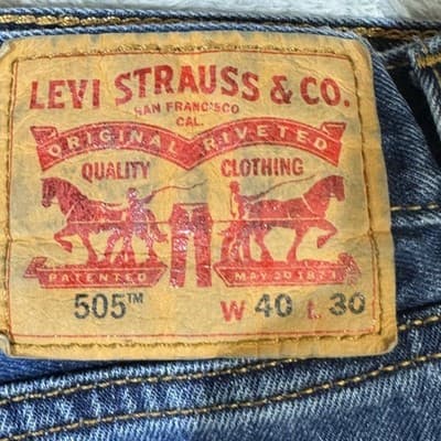 Levis 505 Jeans Mens 40x30 Blue Classic Straight Leg Denim Medium Wash USA Style - Thumbnail 3