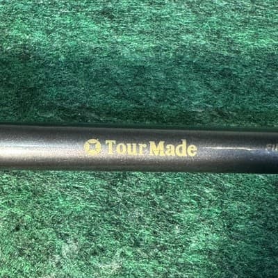 Tour Made Ruler Driver 13° Mens RH Belly Shaft R Flex Graphite Golf Club - Thumbnail 8