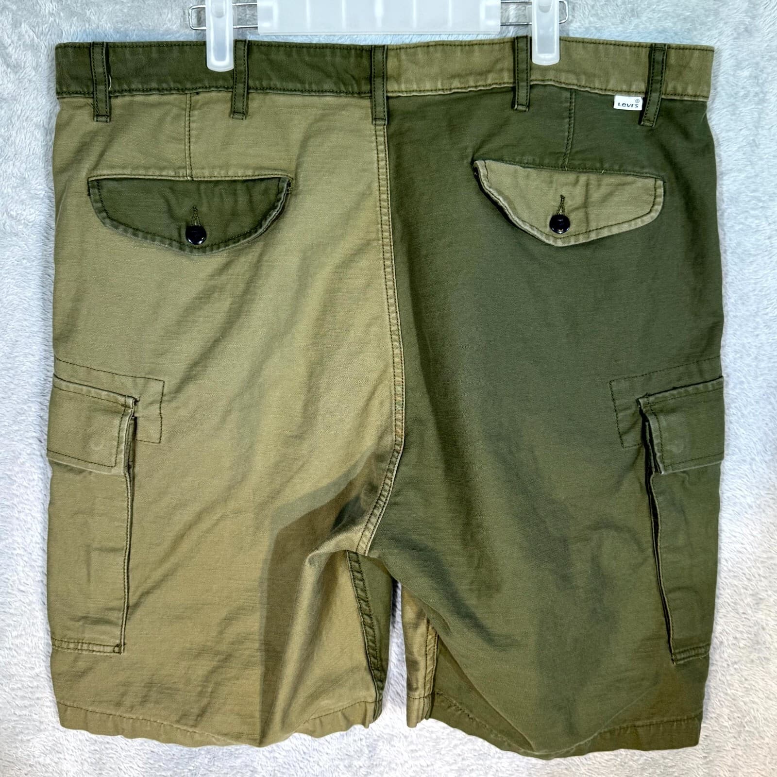 Levi's Carrier Cargo Shorts Men 40 Olive Green Cotton Workwear Zip Fly Durable - Thumbnail 2