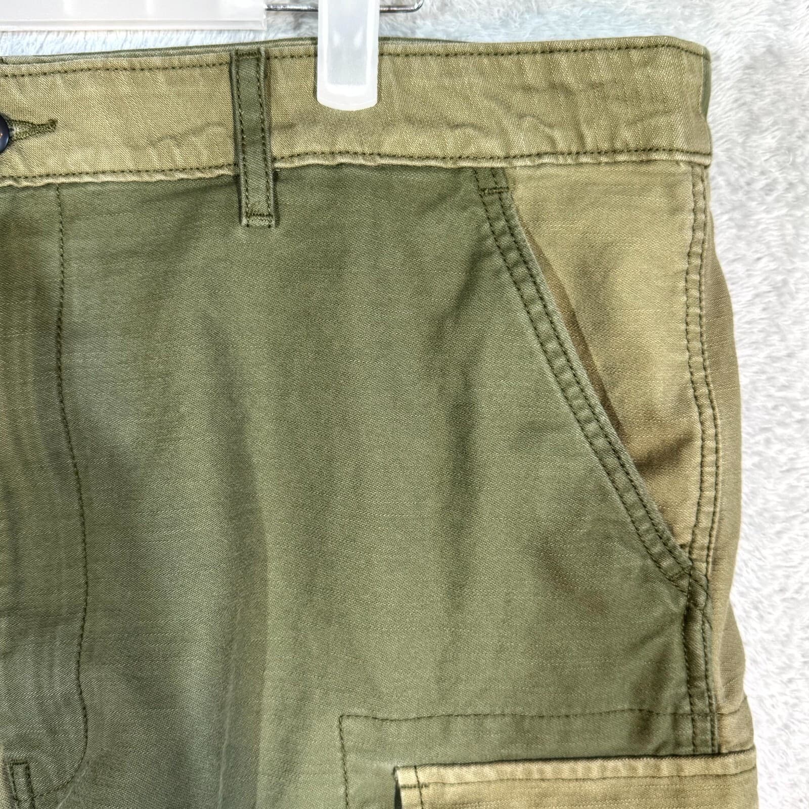 Levi's Carrier Cargo Shorts Men 40 Olive Green Cotton Workwear Zip Fly Durable - Thumbnail 4
