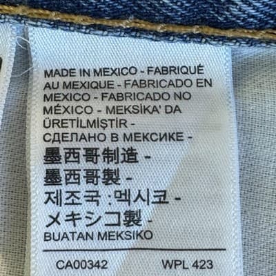 Levis 550 Jeans Mens 42x32 Blue Relaxed Fit 100% Cotton Denim High Rise Tapered - Thumbnail 5