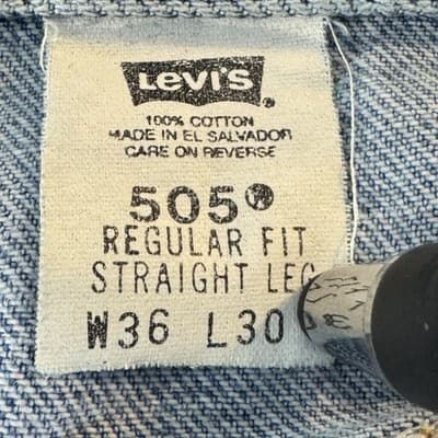 Vintage Levis 505 Jeans Mens 36x27 Blue Regular Fit Straight Leg Mid Wash 90s - Thumbnail 4