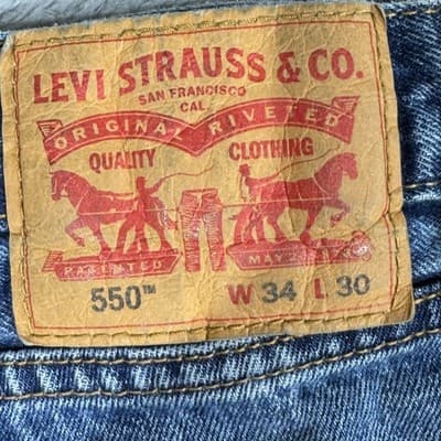 Levis 550 Jeans Mens 34x30 Blue Relaxed Tapered Fit Whiskered Distressed Denim - Thumbnail 3