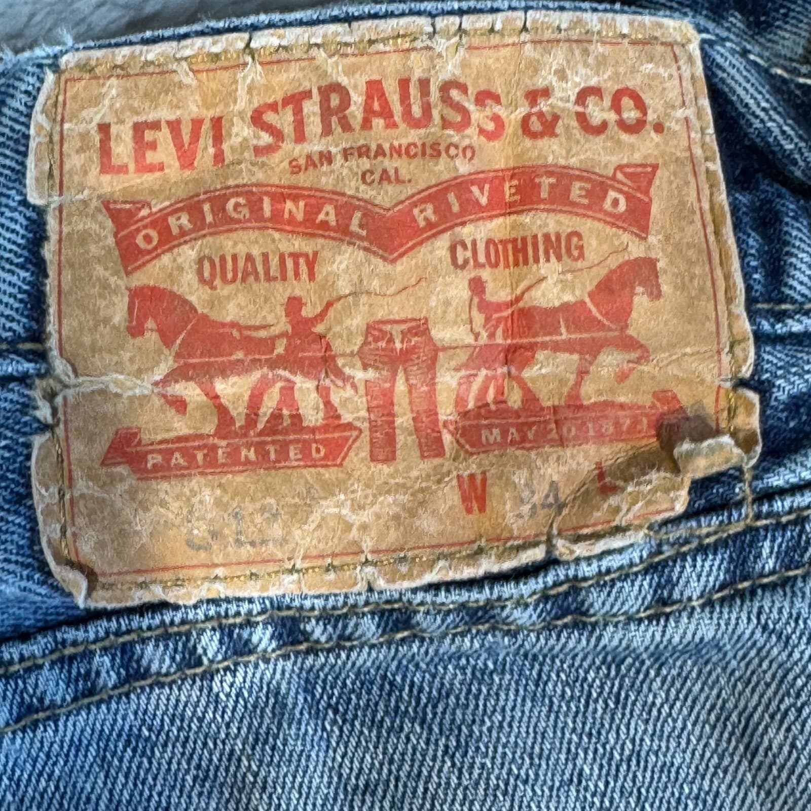 Levi’s 501 Men’s Jeans 34x34 Blue Denim Straight Leg Button Fly - Thumbnail 13