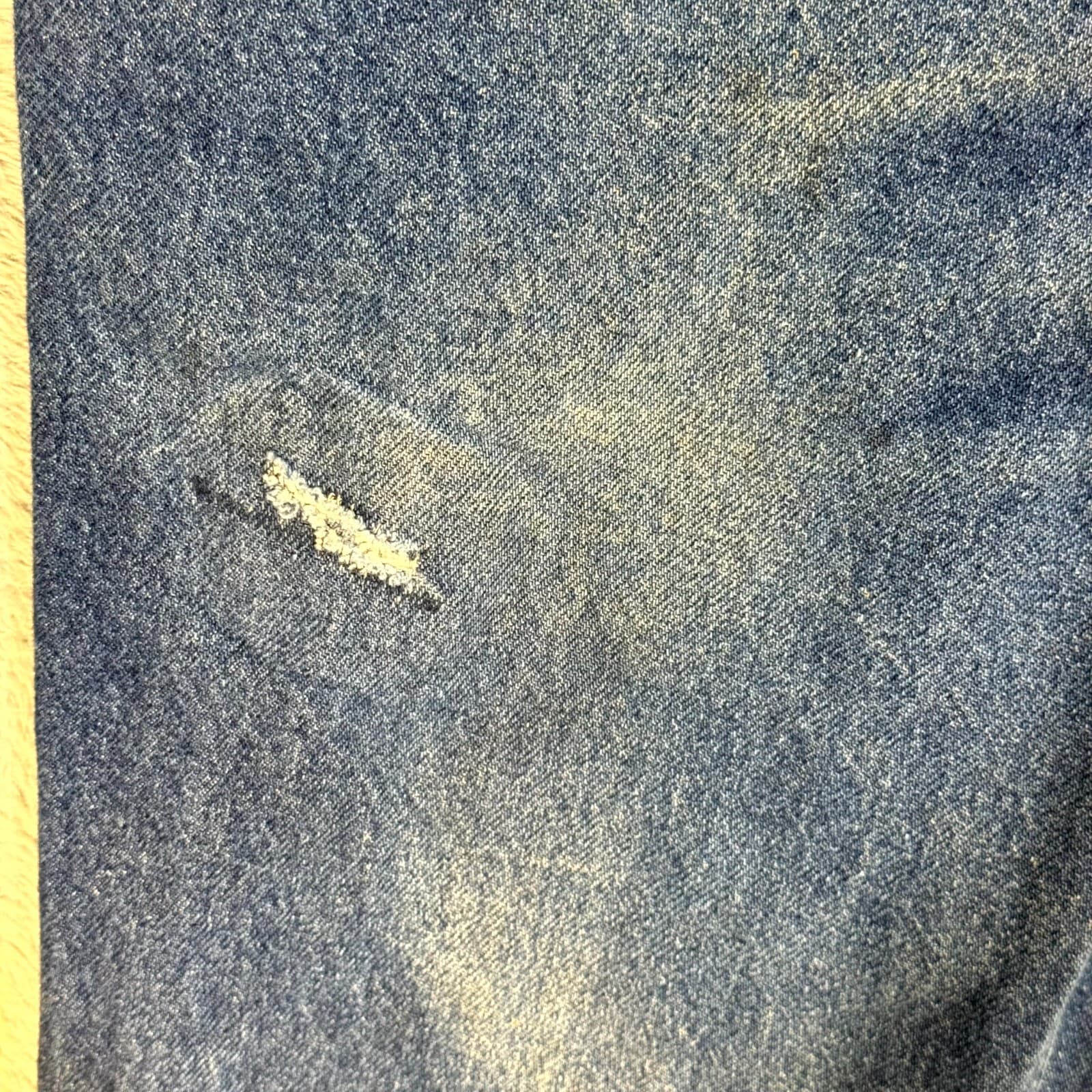 Carhartt 381-83 Jeans Men's 29x32 Blue Denim Relaxed Fit Workwear 100% Cotton - Thumbnail 3