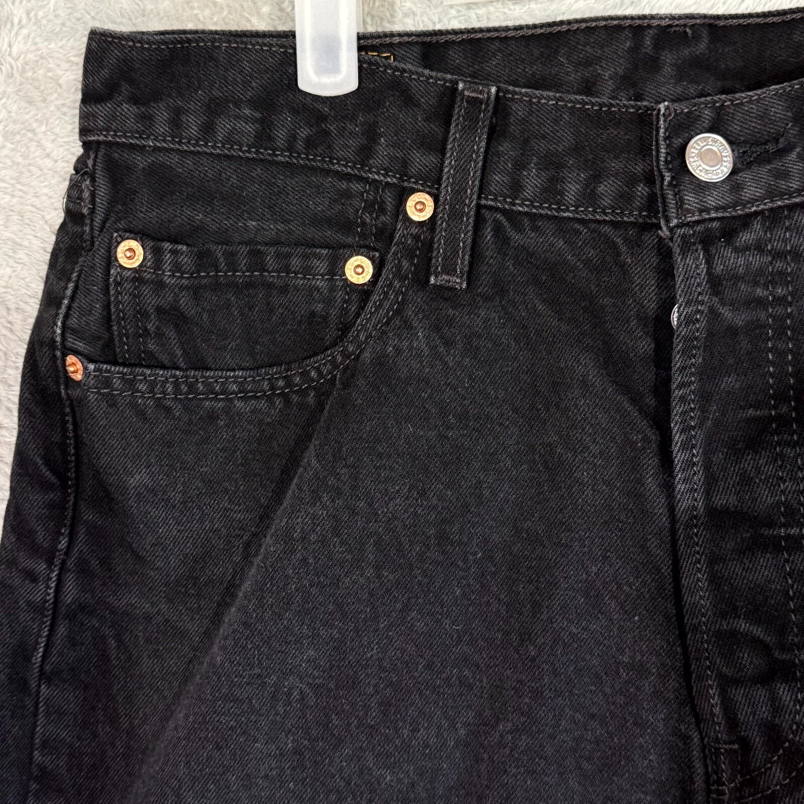 Levi’s 501 Men’s Jeans 38x32 Black Denim Button Fly Straight Leg - Thumbnail 3