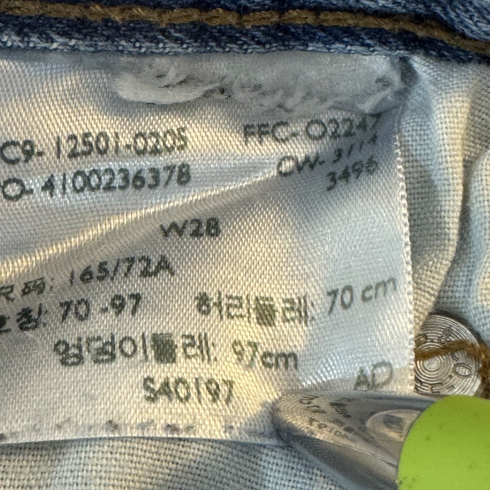 Levi's Women Jeans 28 Blue Denim Mid-Rise Button-Fly Original Straight Leg W531 - Thumbnail 5