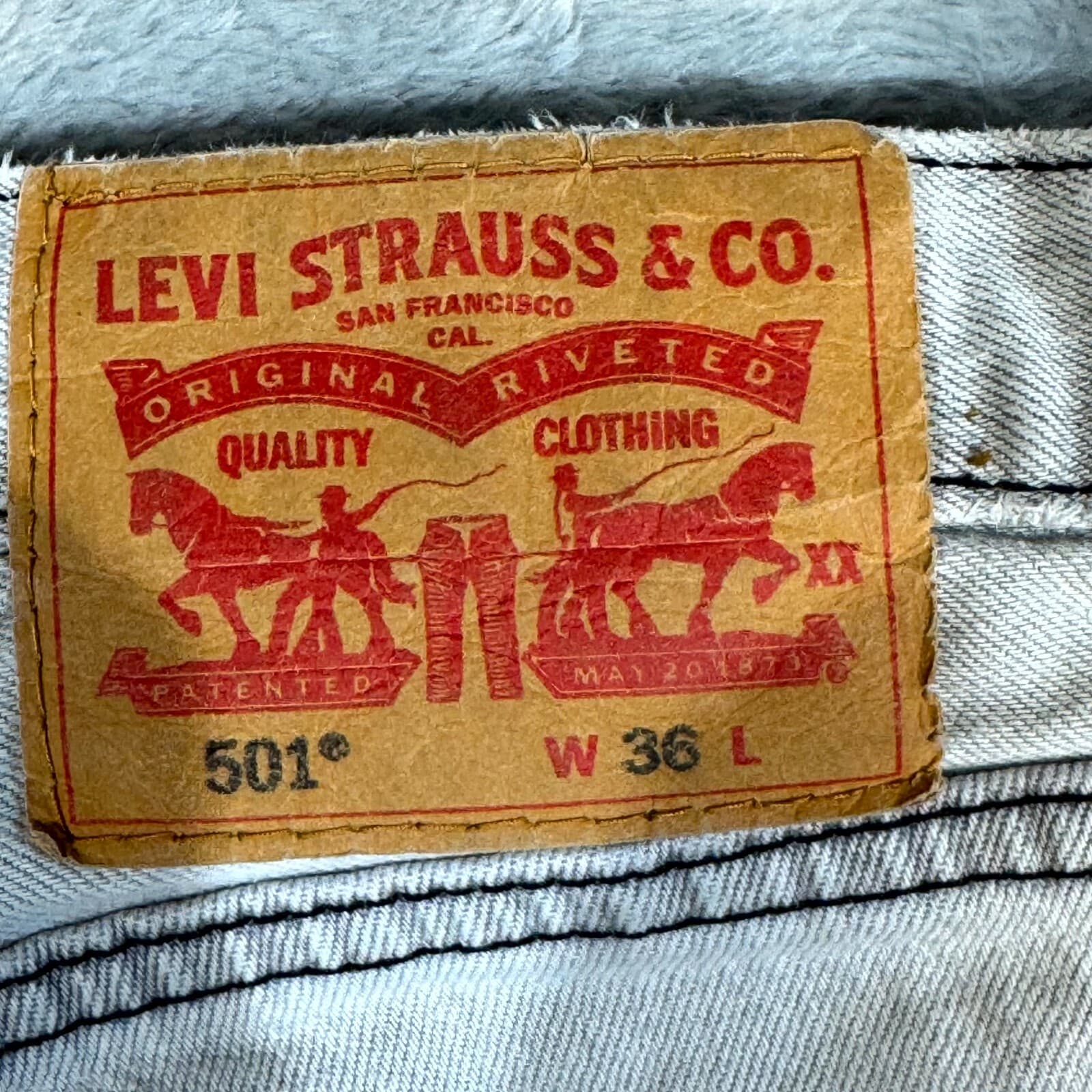 Levi's 501 Bermuda Shorts Men's 36 Gray Mid-Rise Button-Fly Original Fit M1655 - Thumbnail 11