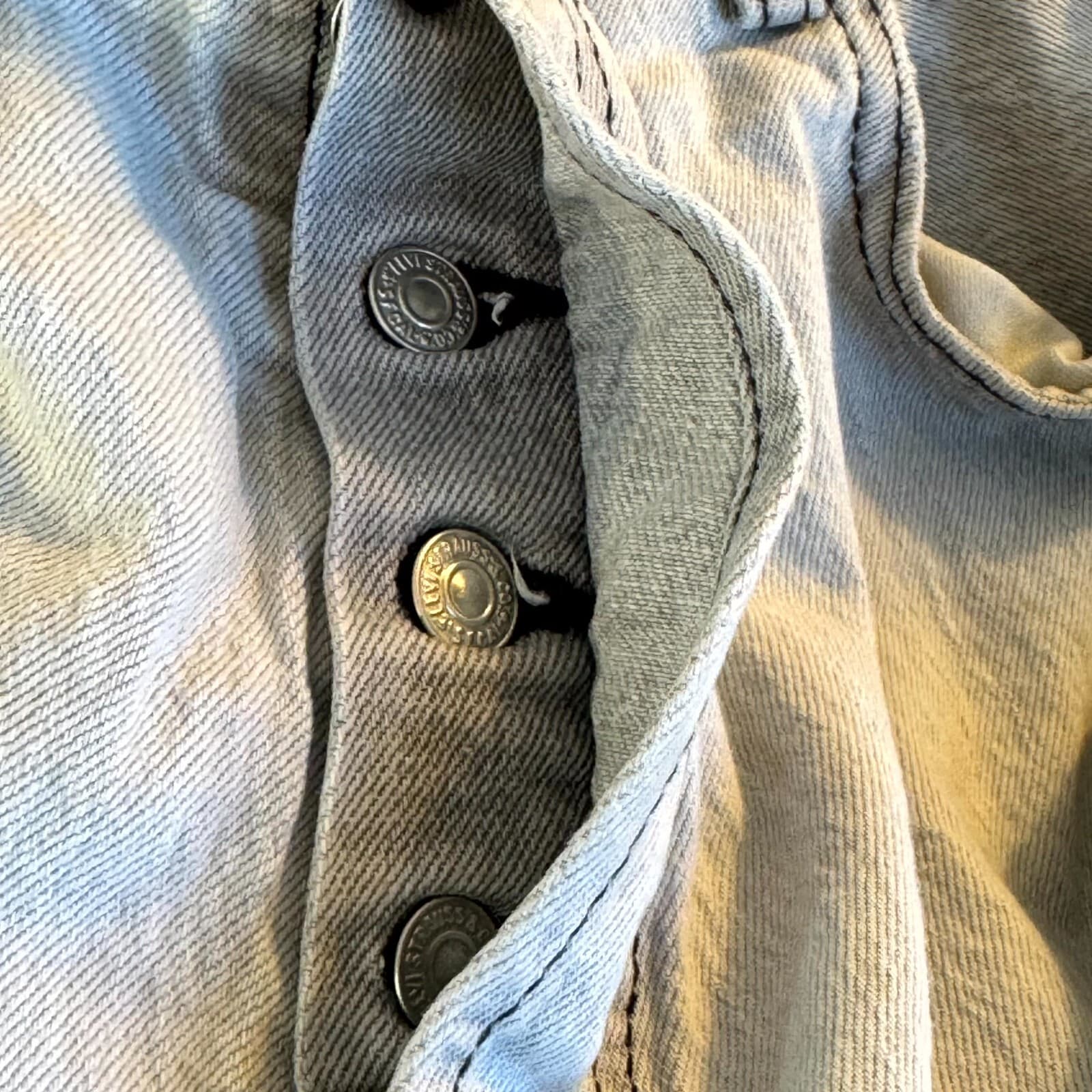 Levi's 501 Bermuda Shorts Men's 36 Gray Mid-Rise Button-Fly Original Fit M1655 - Thumbnail 12