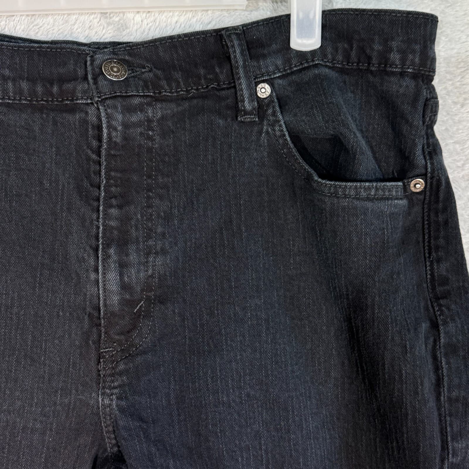 Levi’s 511 Men’s Jeans 38x32 Black Denim Slim Fit Straight Leg Dark Wash - Thumbnail 4