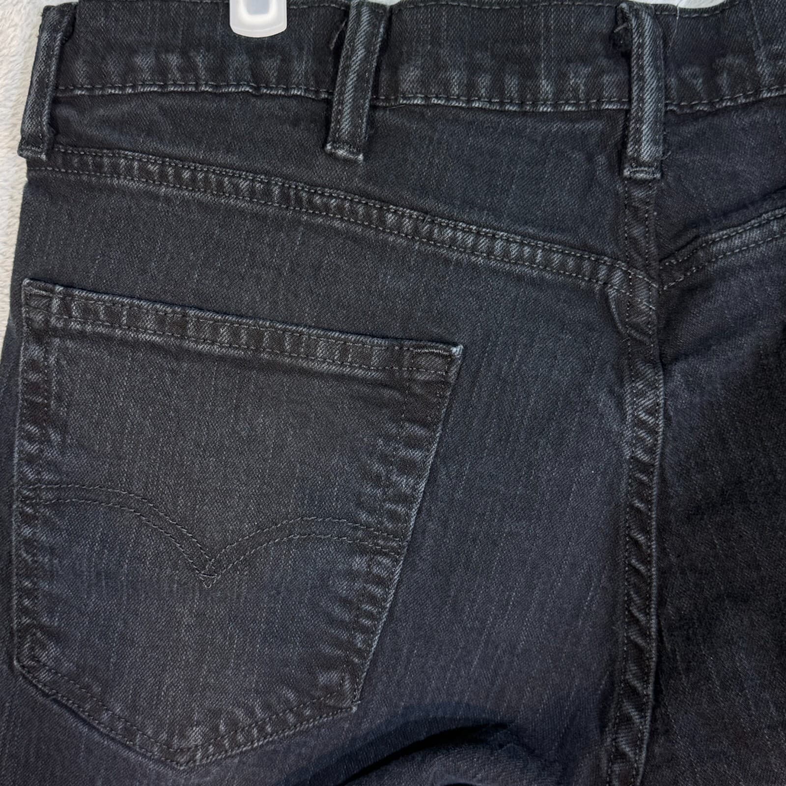 Levi’s 511 Men’s Jeans 38x32 Black Denim Slim Fit Straight Leg Dark Wash - Thumbnail 6