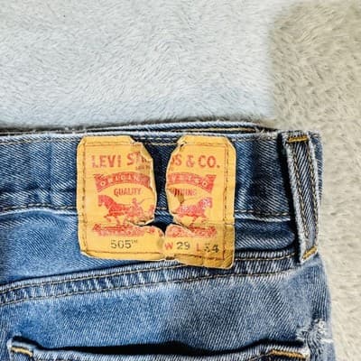 Levis 505 Denim Shorts Mens 29 Blue Cutoff Raw Hem Distressed Bermuda 8 Inseam - Thumbnail 6