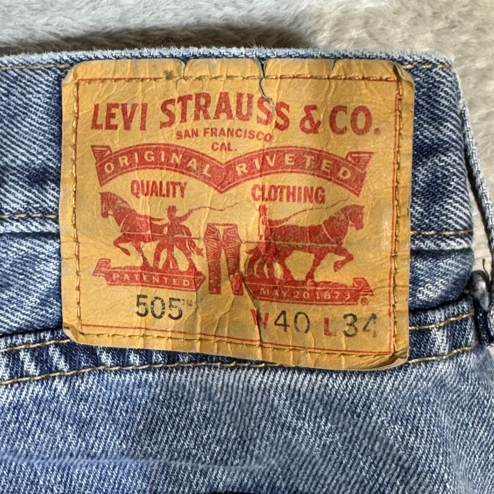 Levi’s 505 Men’s Jeans 40x34 Blue Denim Regular Fit High-Rise Straight Zip Fly - Thumbnail 3