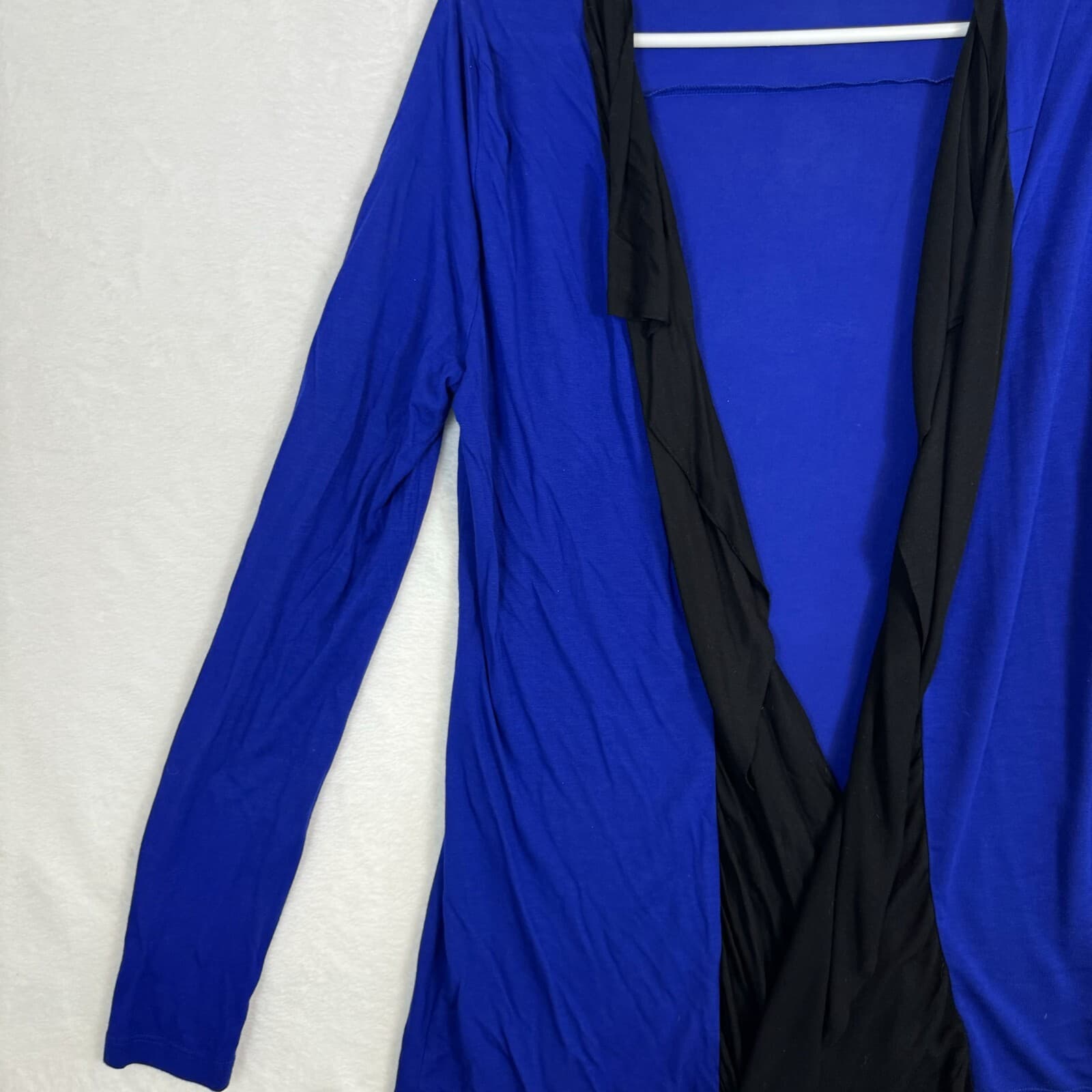 Neiman Marcus Women's Medium Blue 100% Viscose Long Sleeve Cardigan Sweater W271 - Thumbnail 3