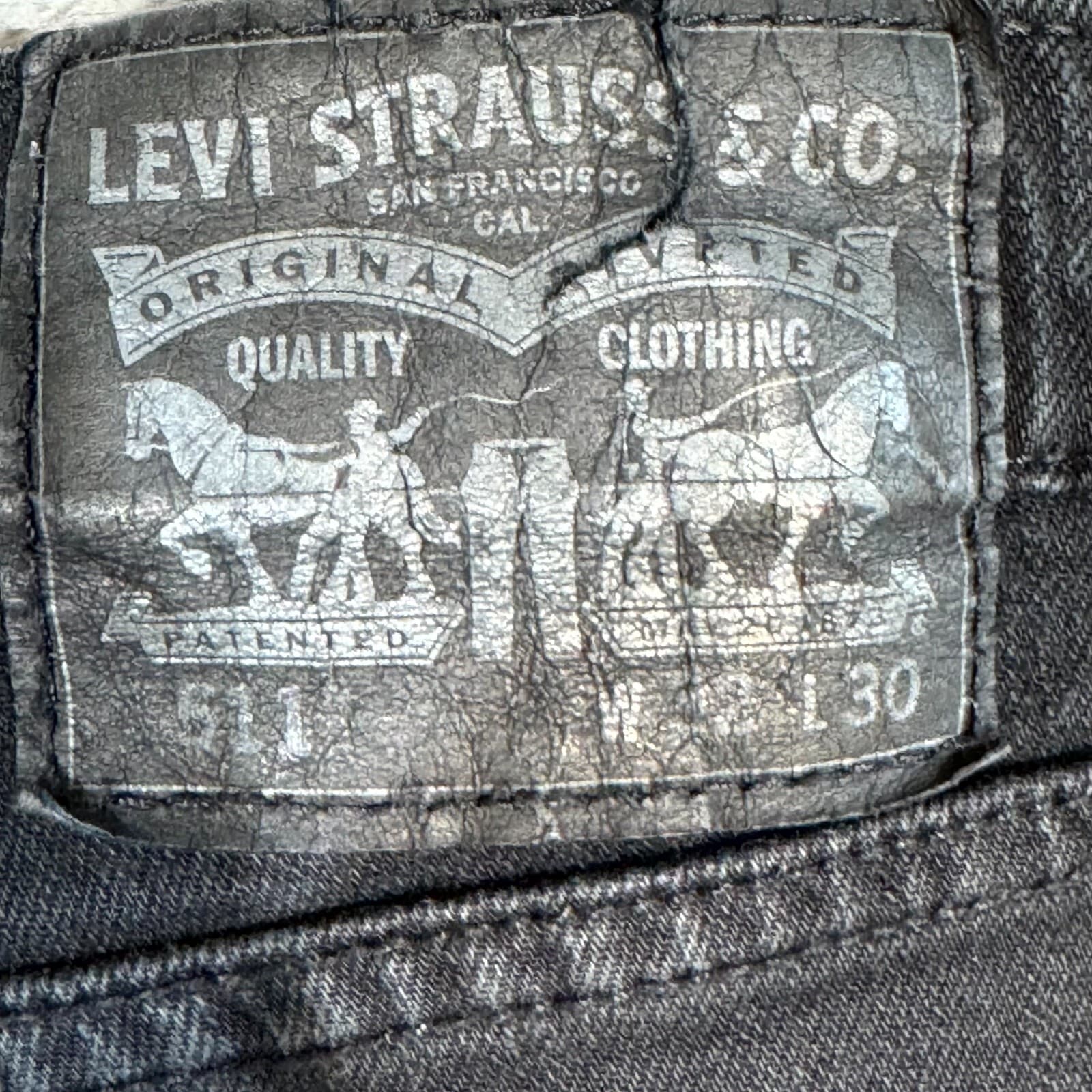 Levi’s 511 Men’s Slim Fit Jeans 32x30 Black Stretch Distressed Denim Zip Fly - Thumbnail 6