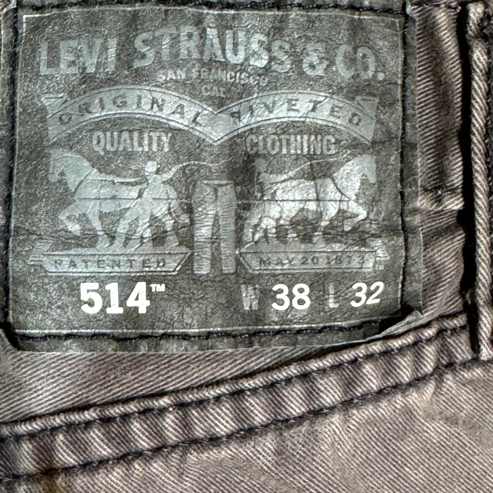 Levi’s 514 Men’s Jeans 38x32 Gray Denim Straight Fit Mid-Rise Zip Fly - Thumbnail 3