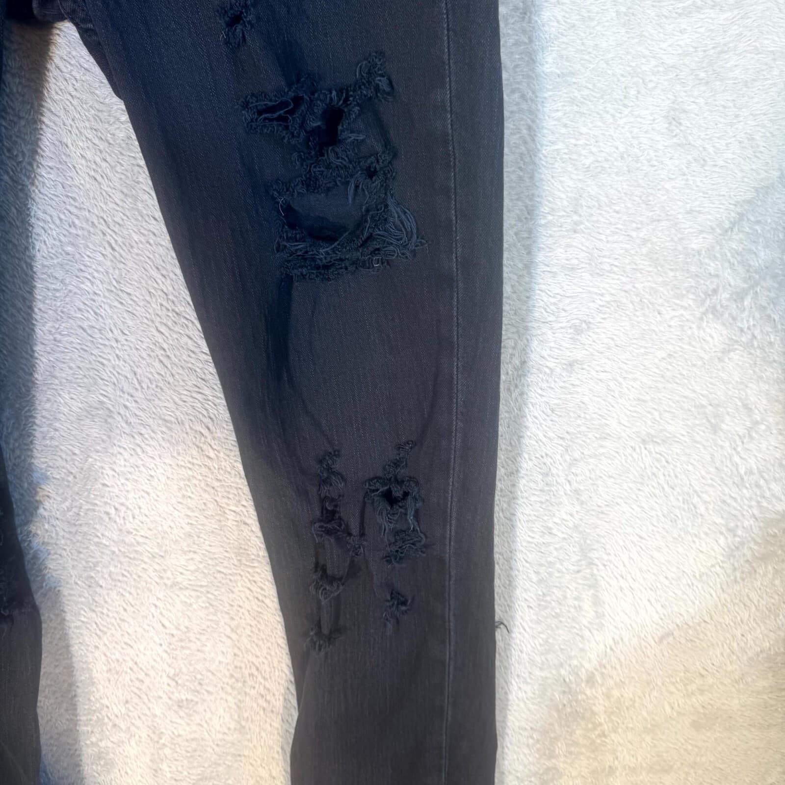 Levi’s 511 Men’s Slim Fit Jeans 32x30 Black Stretch Distressed Denim Zip Fly - Thumbnail 4