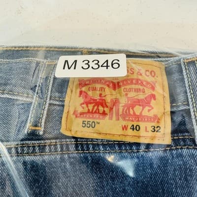 Levis 550 Jeans Mens 40x34 Blue Medium Wash Relaxed Tapered Denim Zip Fly - Thumbnail 11