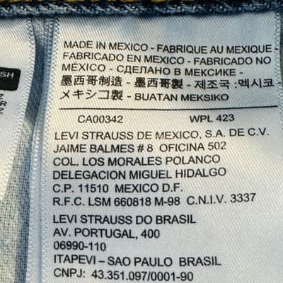 Levis 560 Jeans Mens 56x30 Blue Light Wash Relaxed Tapered Denim Zip Fly - Thumbnail 8