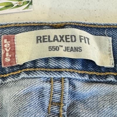 Levis 550 Jeans Mens 33x30 Relaxed Fit Tapered Leg Denim Vintage Style - Thumbnail 5