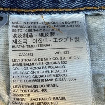 Levis 501 Jeans Mens 36x30 Blue Denim Straight Leg Button Fly Classic Fit Pants - Thumbnail 4