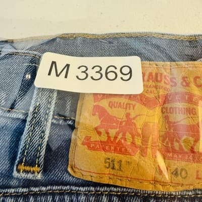 Levi's 511 Jeans Mens 40x30 Blue Light Wash Slim Taper Stretch Denim Zip Fly - Thumbnail 16