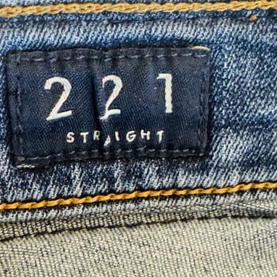 Lucky Brand 221 Straight Jeans Mens 32x30 (32x32) Blue Medium Wash Denim Zip Fly - Thumbnail 8