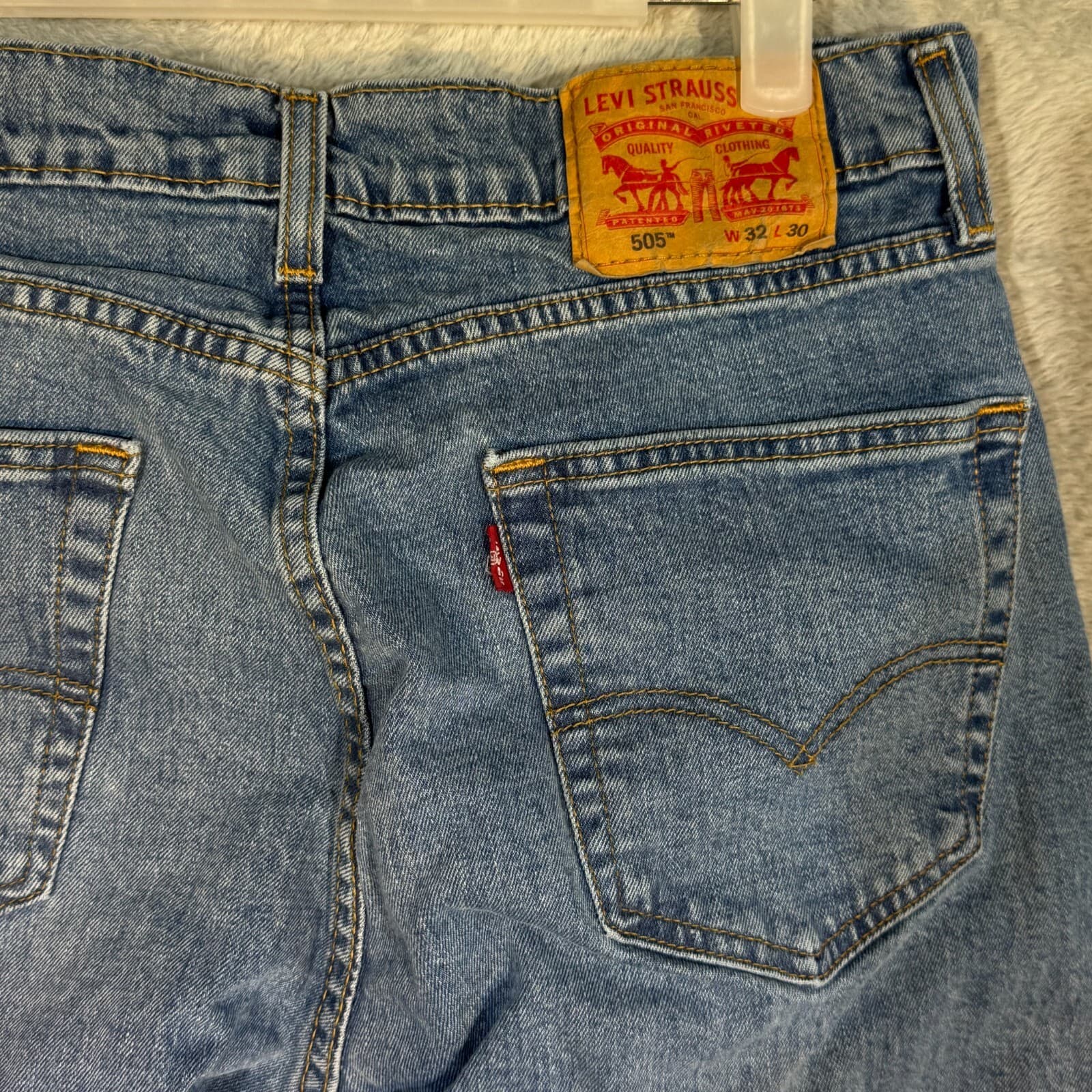 Levi’s 505 Men’s Jeans 32 x 30 Blue Denim Mid-Rise Straight Leg Whiskered - Thumbnail 7